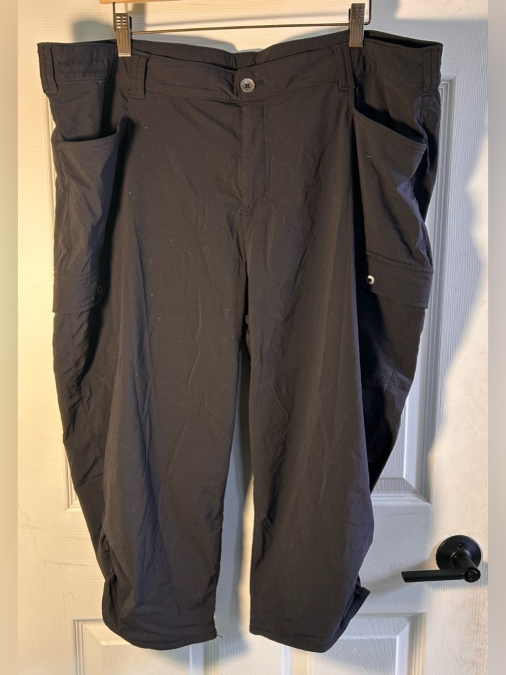 Eddie Bauer Black Cargo Capri with Side Utility Pockets